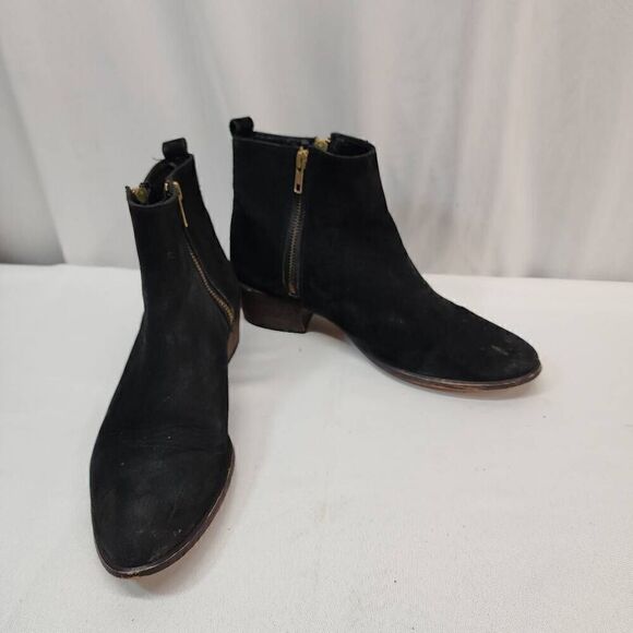 Steve Madden Size 9 Black Suede Leather Size Zipper Ankle Bootie - Picture 2 of 11